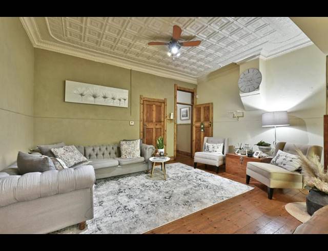 4 BEDROOM HOUSE FOR SALE IN THE HILL